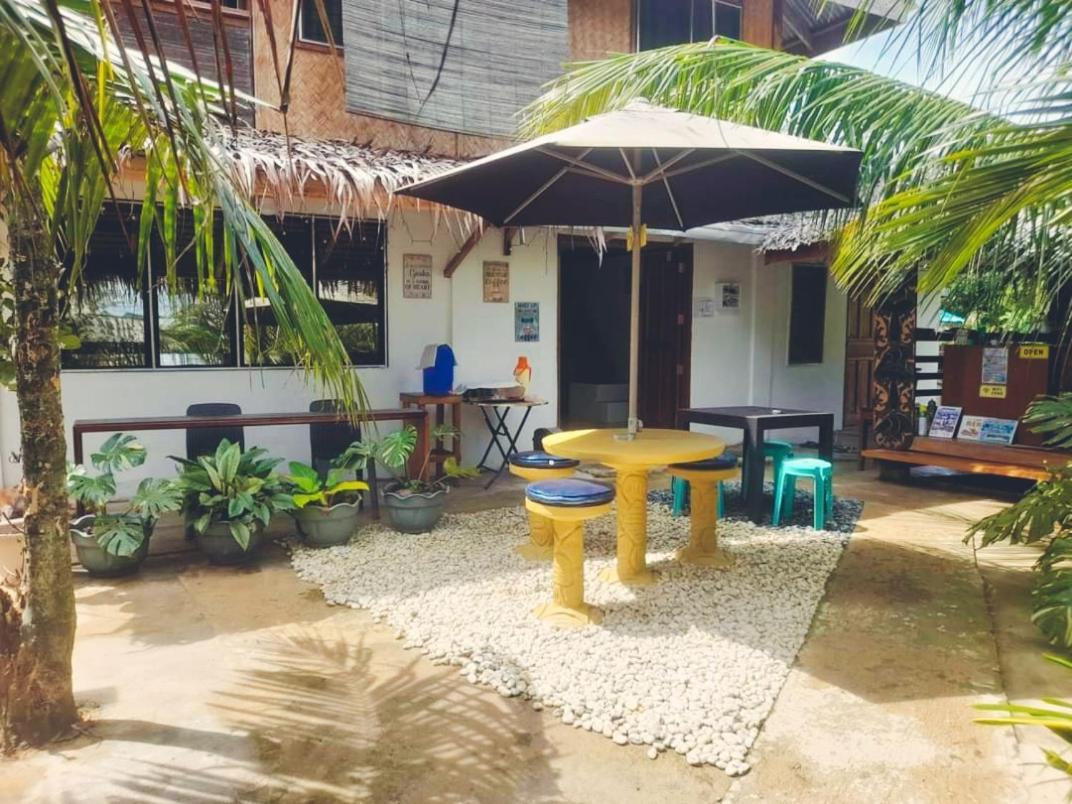 Ziah'S Guest House San Vicente  Exterior photo