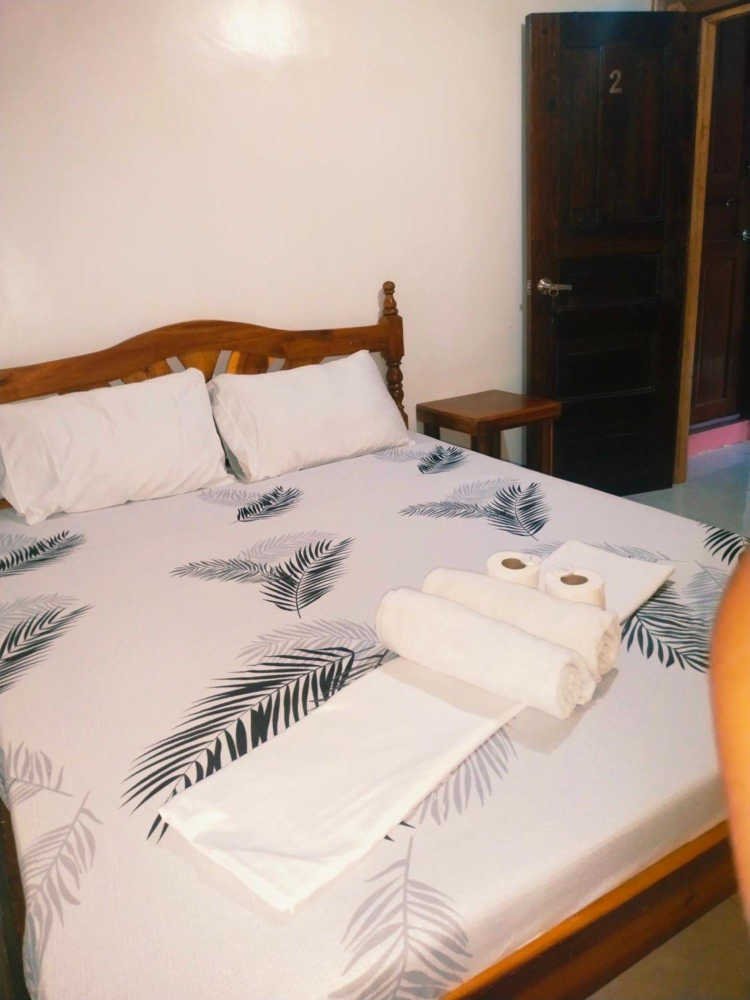 Ziah'S Guest House San Vicente  Room photo